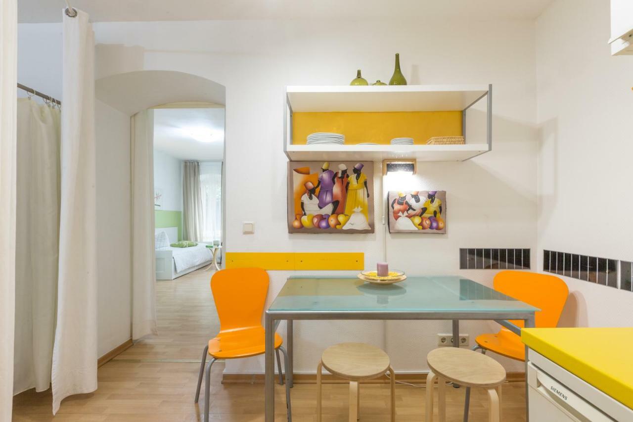 Apartment Schones 2-zimmer-apartment In Kollwitzplatz-nahe Berlin